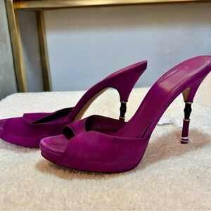Gucci Fuchsia Suede Open-Toe Mules with Bamboo-Style Heel